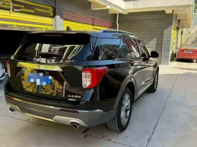 常德21年福特探险者6