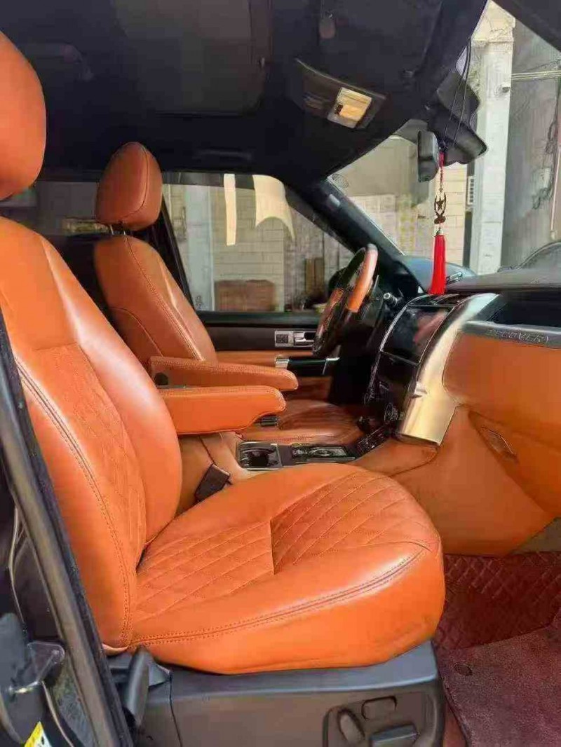 钦州13年路虎发现6