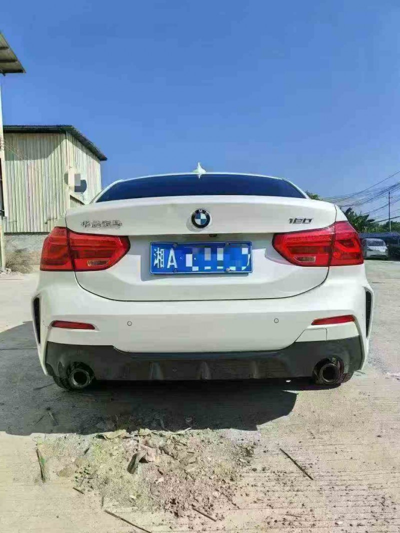 钦州23年宝马1系9