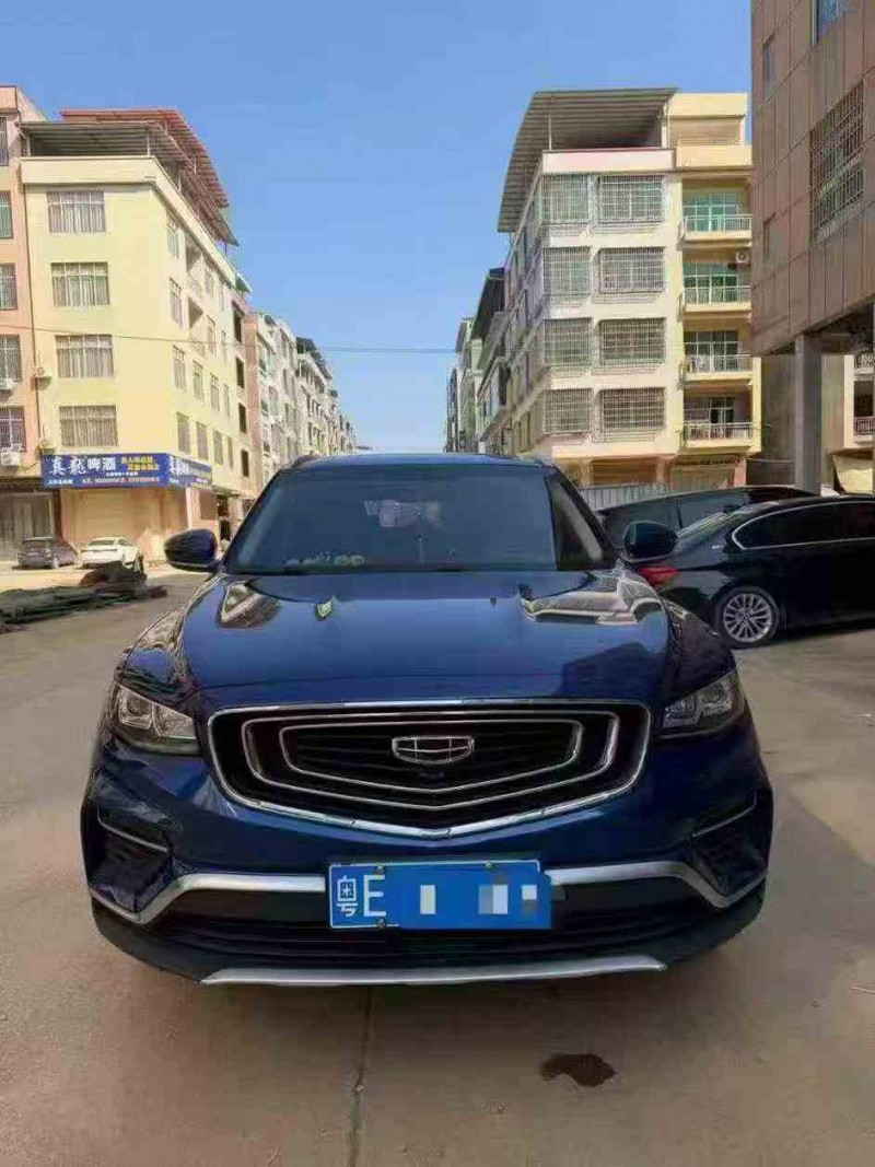 钦州21年吉利博越1