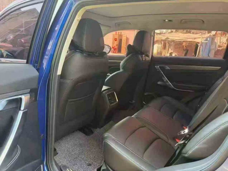 钦州21年吉利博越6