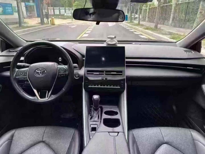 东莞23年丰田亚洲龙5