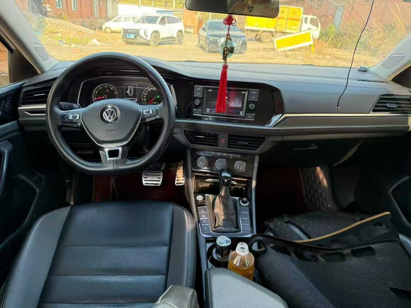 楚雄19年大众速腾8