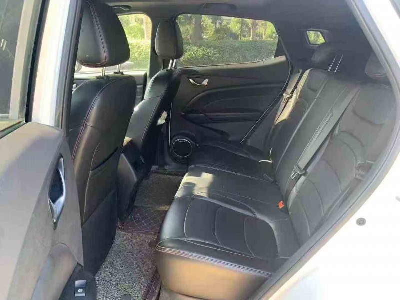 珠海22年东风风光5