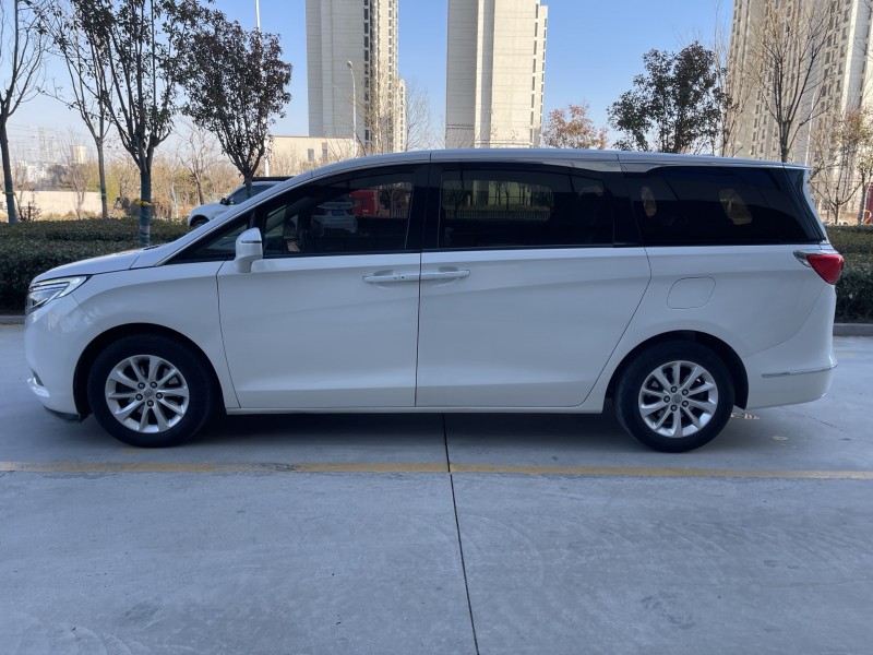 济宁18年别克GL87