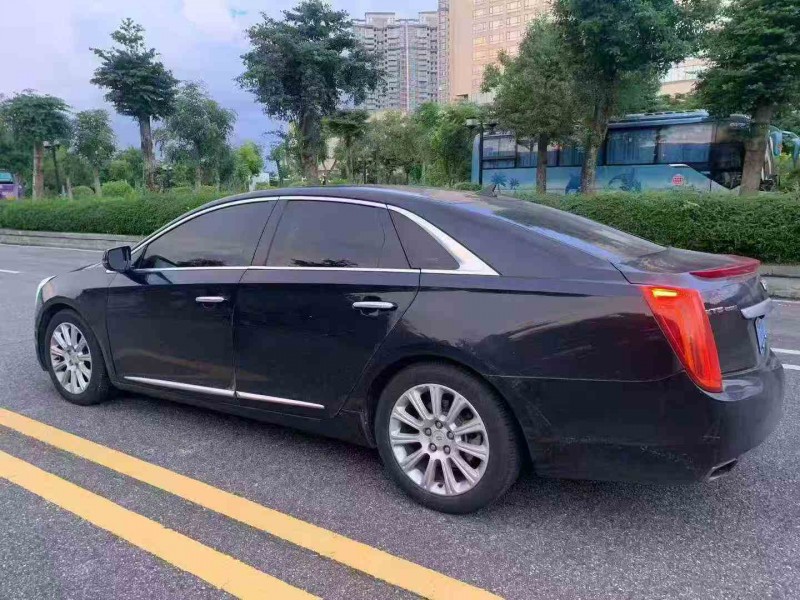 江门16年凯迪拉克XTS7