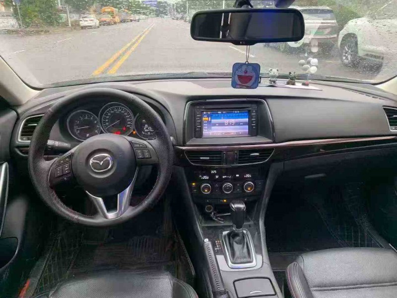 江门17年马自达阿特兹5