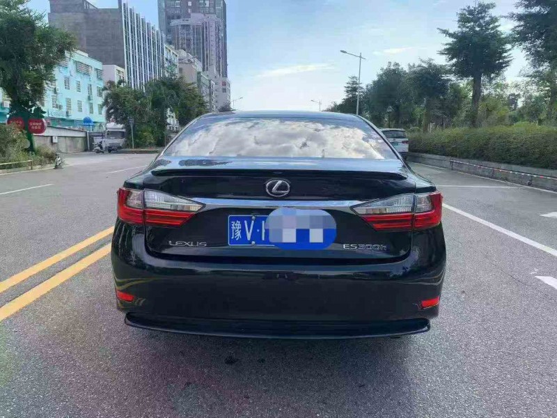 汕头16年雷克萨斯ES9