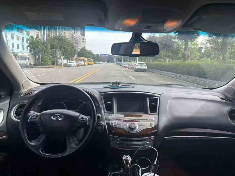 深圳16年英菲尼迪QX605