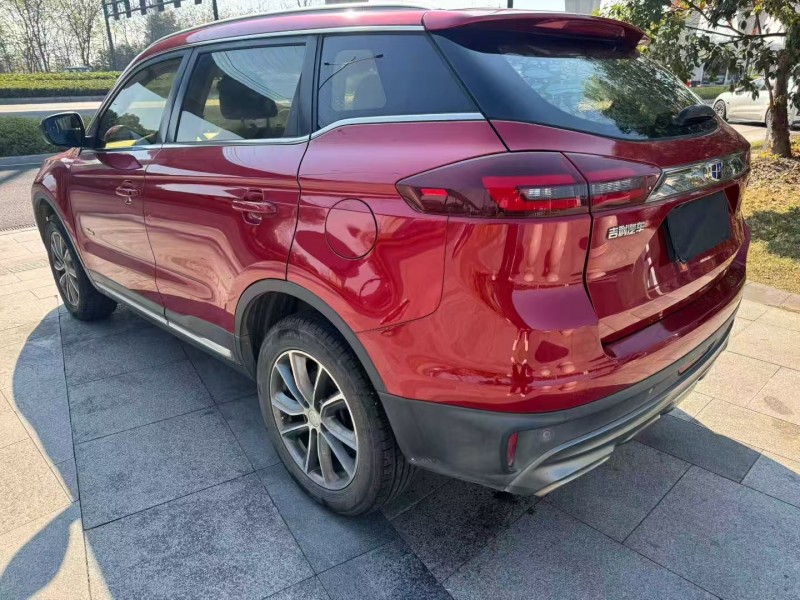 台州18年吉利博越8