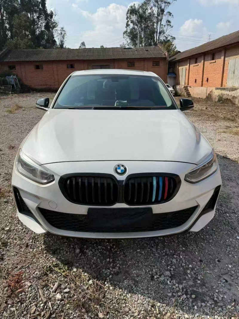 楚雄21年宝马1系1