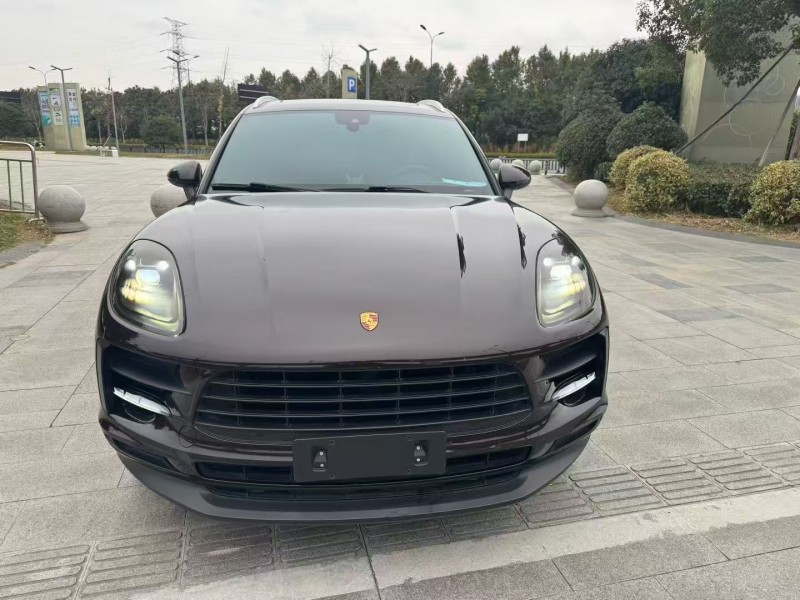 杭州20年保时捷Macan1