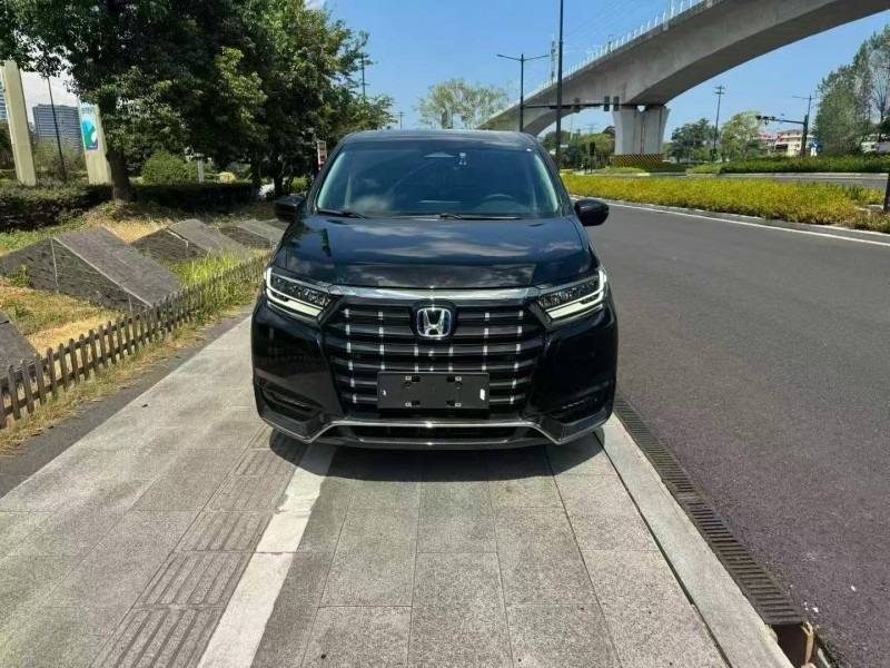 杭州25年本田艾力绅1