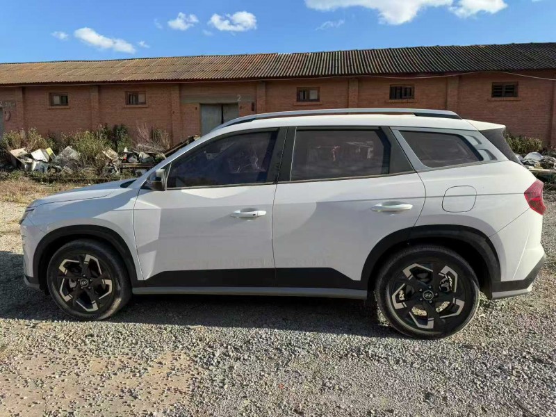 楚雄24年现代沐飒7