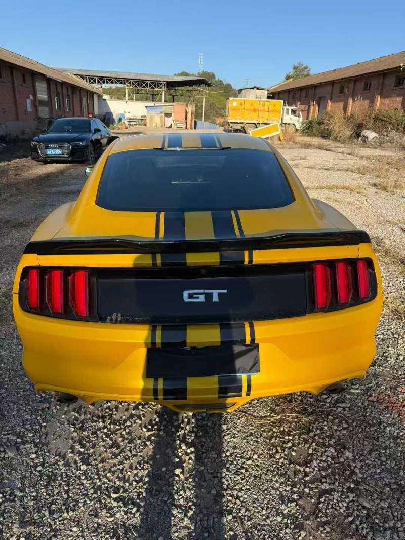 楚雄16年福特野马3