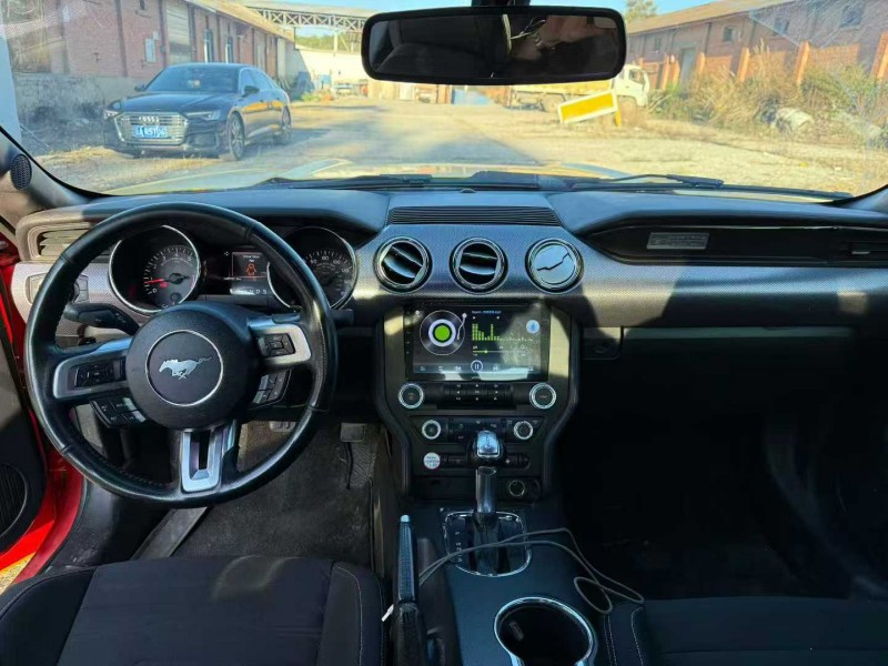 楚雄16年福特野马8