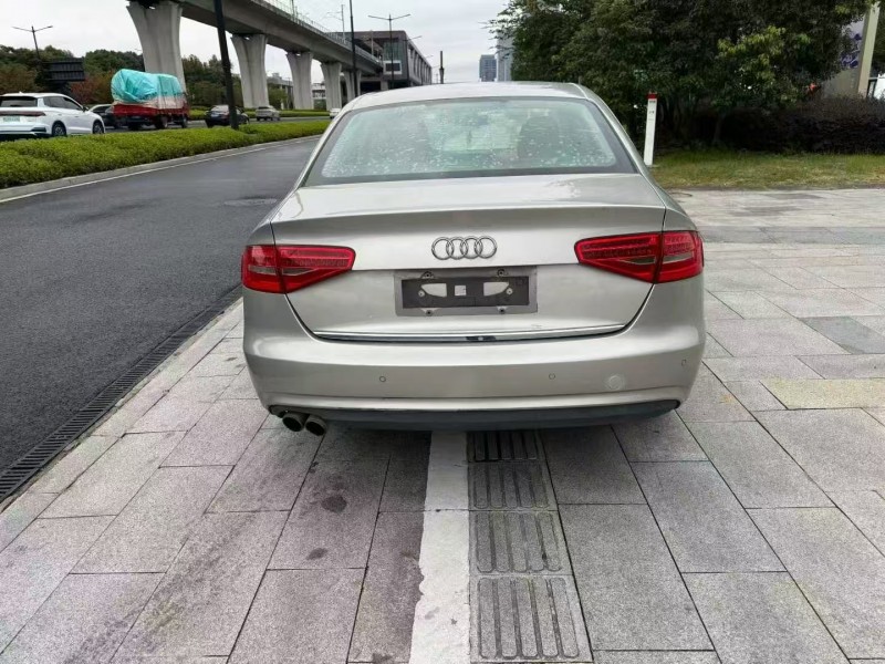 杭州15年奥迪A4L7