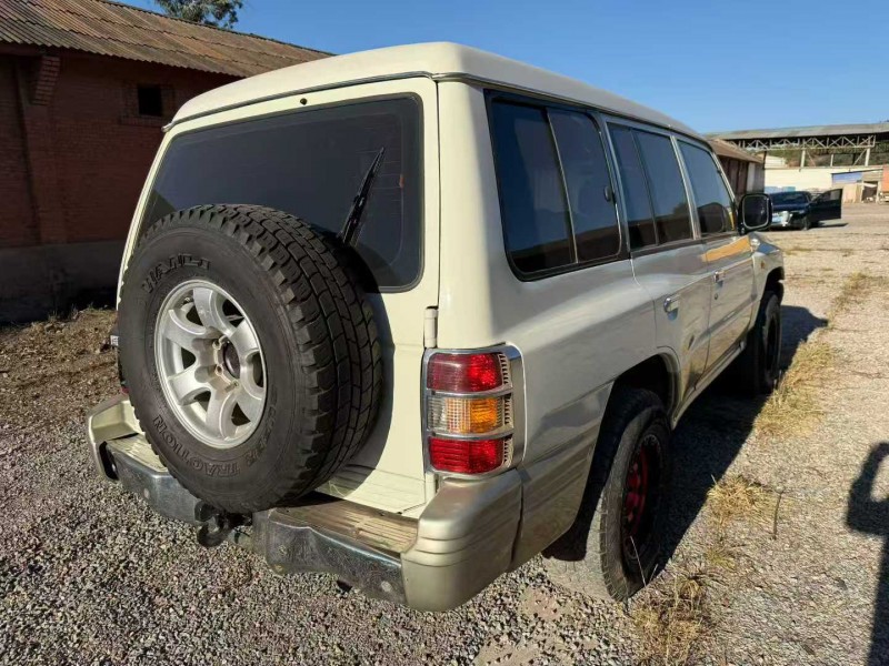 楚雄13年猎豹汽车黑金刚3