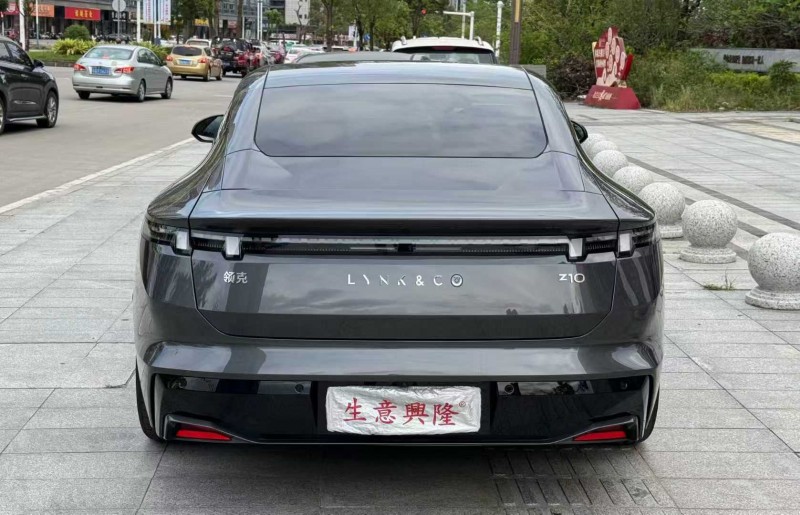 阳江25年领克Z108