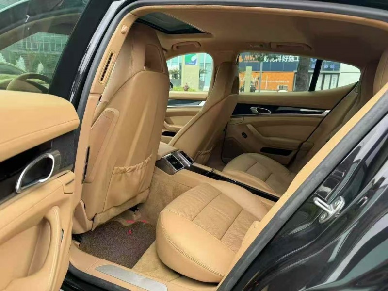 杭州13年保时捷帕拉梅拉4