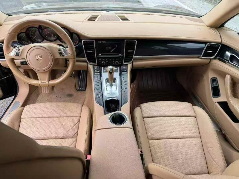 杭州13年保时捷帕拉梅拉5