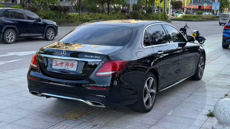 阳江18年奔驰E9