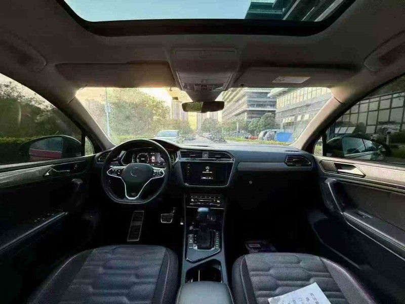 湛江21年大众途观5