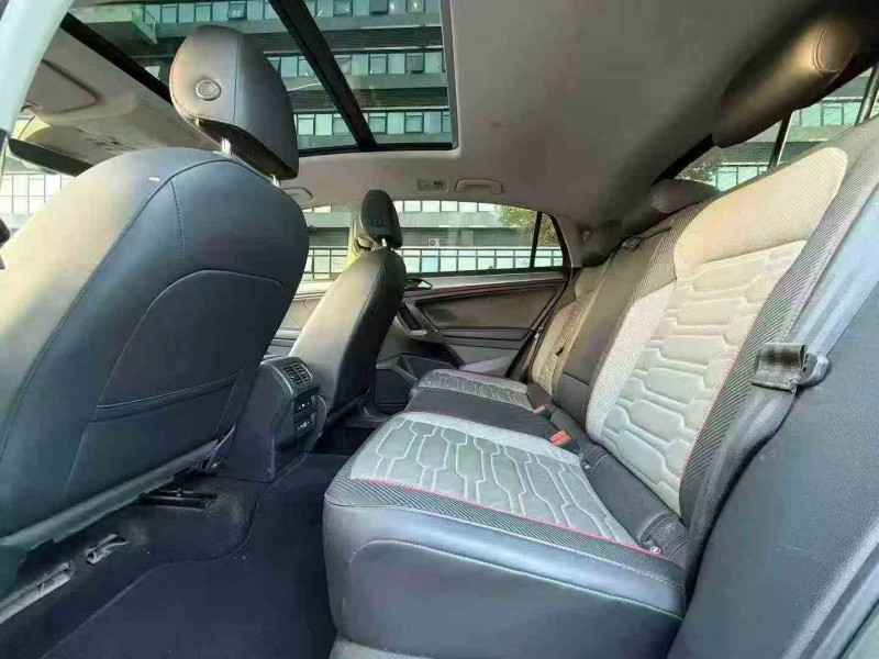 湛江21年大众途观6