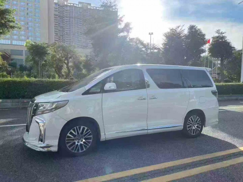 江门12年丰田埃尔法3