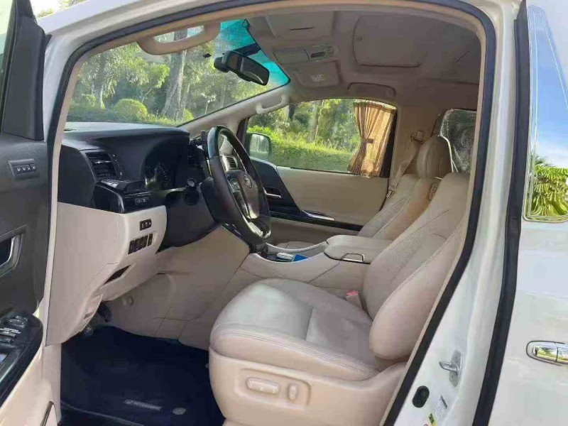 江门12年丰田埃尔法4