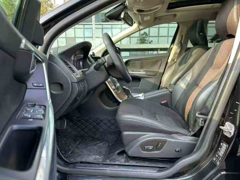 江门16年沃尔沃XC606