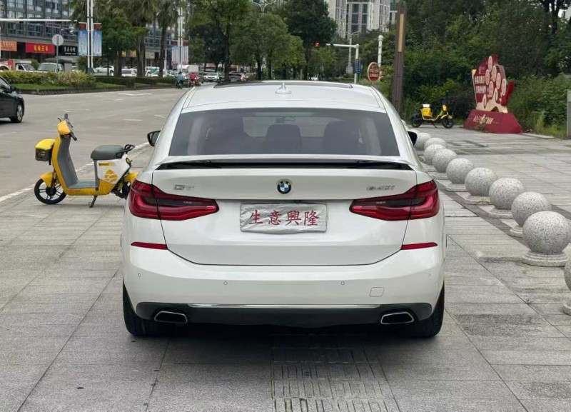 阳江18年宝马6系8
