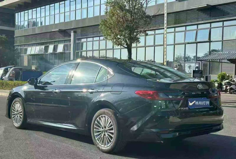 江门25年丰田凯美瑞8