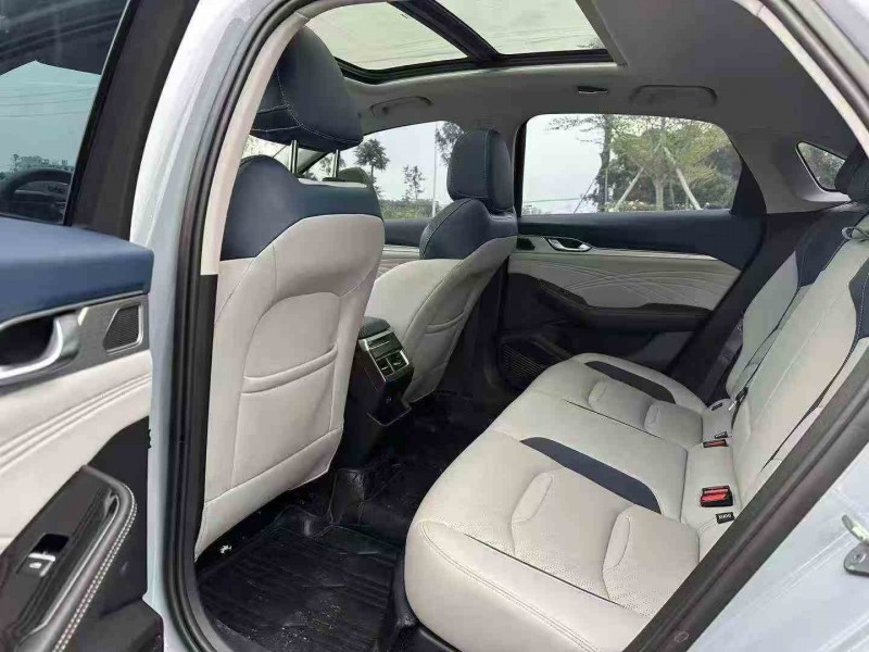 江门23年吉利星瑞6