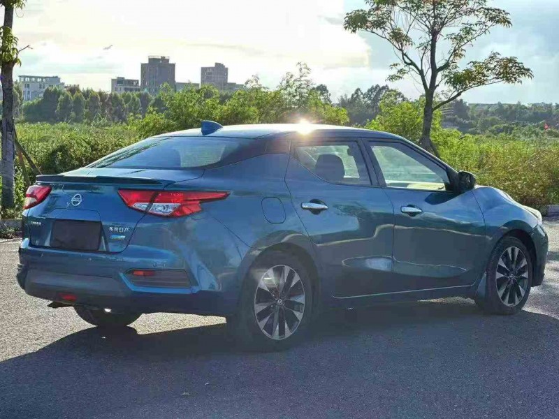 江门16年日产蓝鸟6