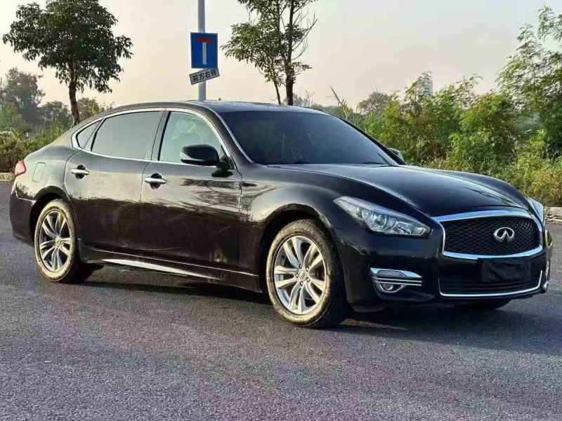 江门18年英菲尼迪Q702