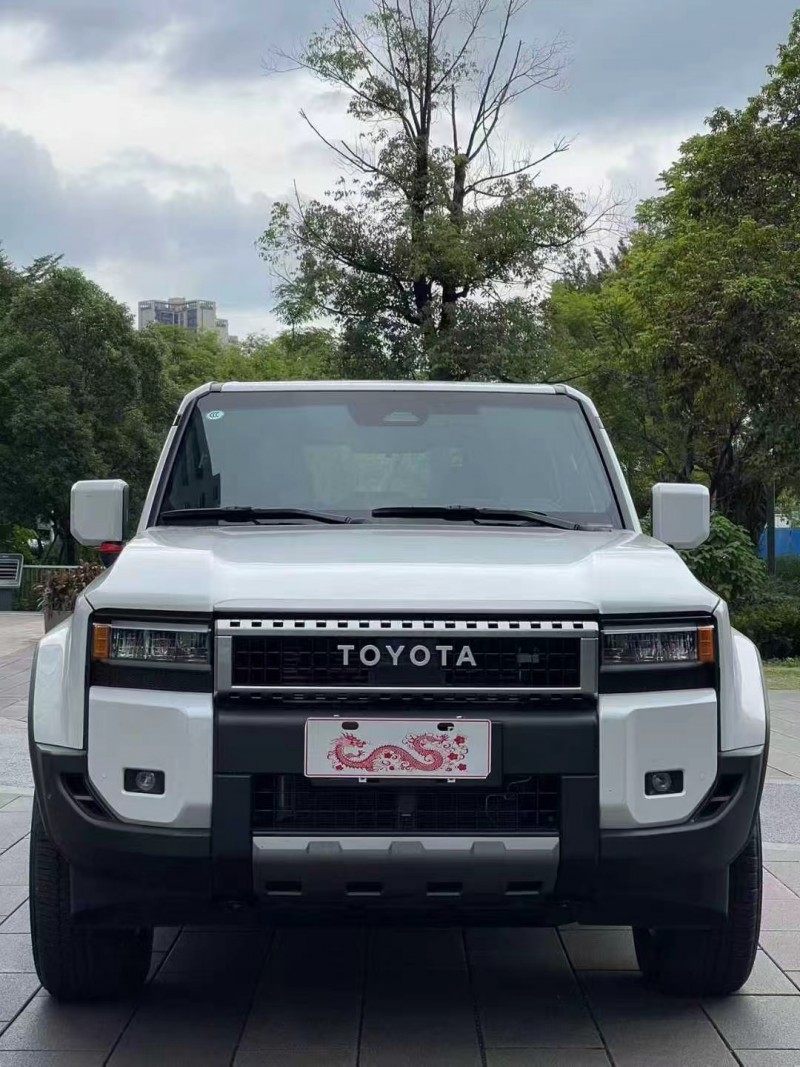 佛山25年丰田普拉多1