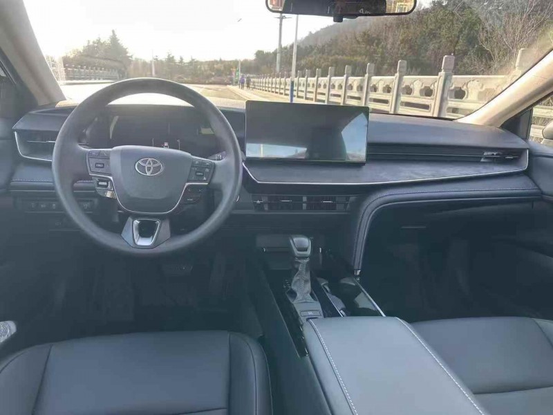 潍坊25年丰田凯美瑞4