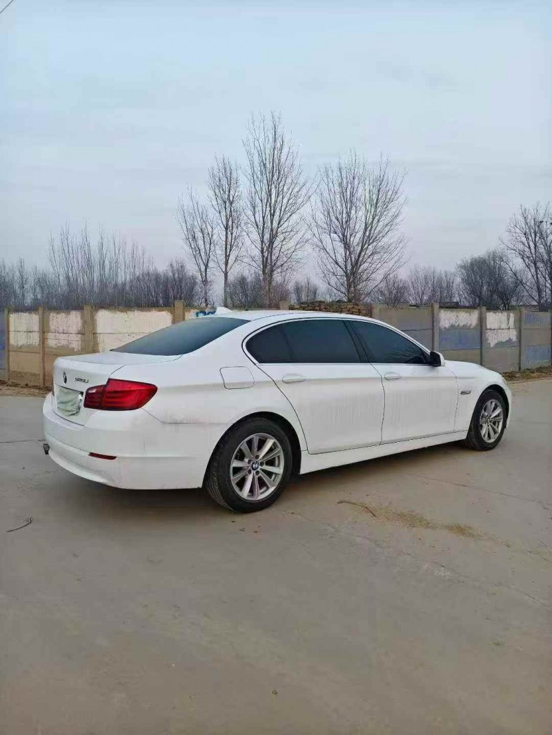 青岛13年宝马5系8