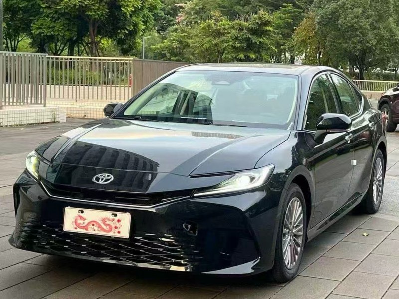 佛山25年丰田凯美瑞2