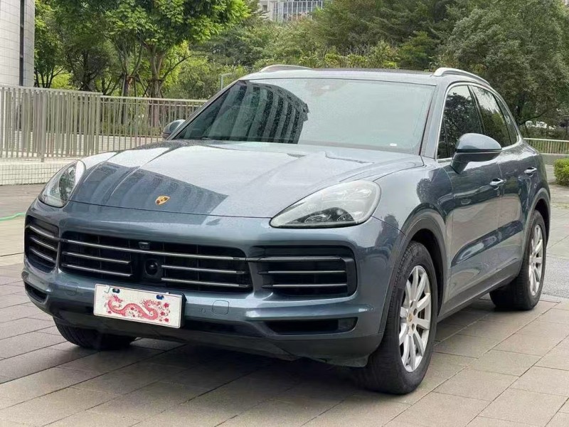 佛山19年保时捷卡宴2