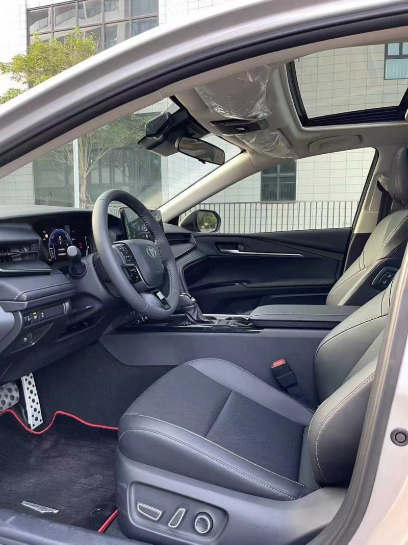 佛山25年丰田凯美瑞4