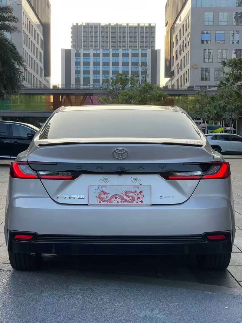 佛山25年丰田凯美瑞9