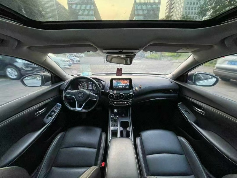 佛山21年日产轩逸5