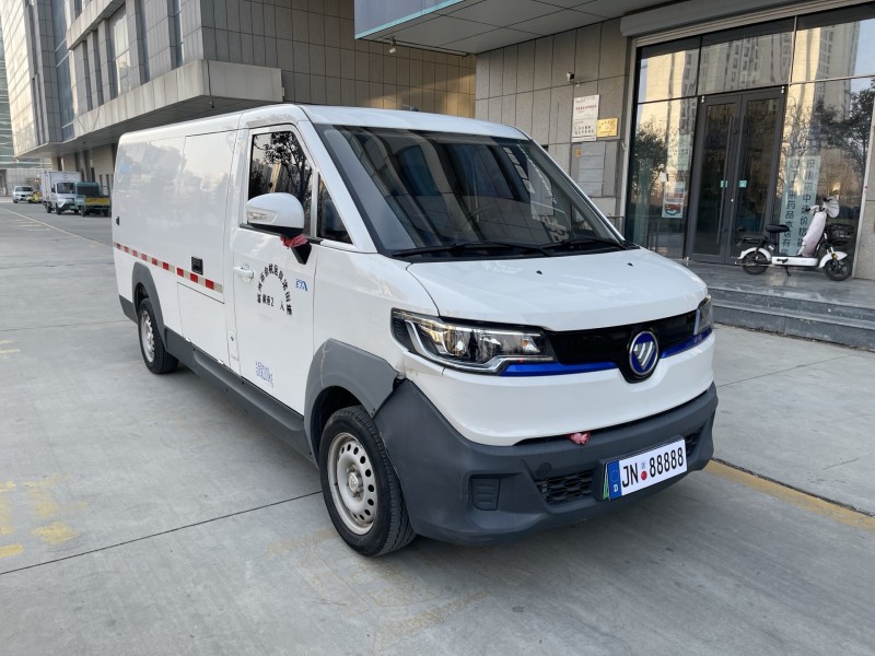 济宁24年福田智蓝精灵2