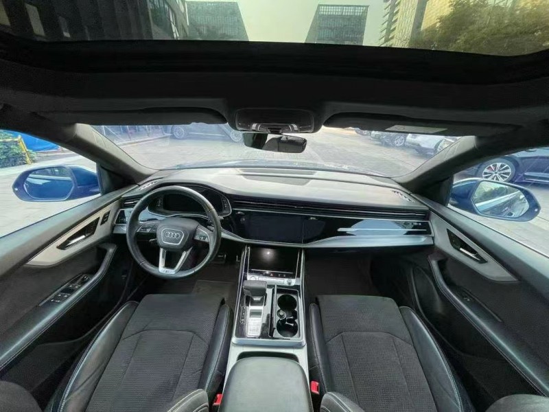 佛山20年奥迪Q86