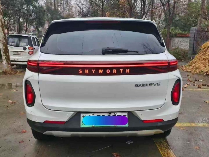 济宁24年创维EV69