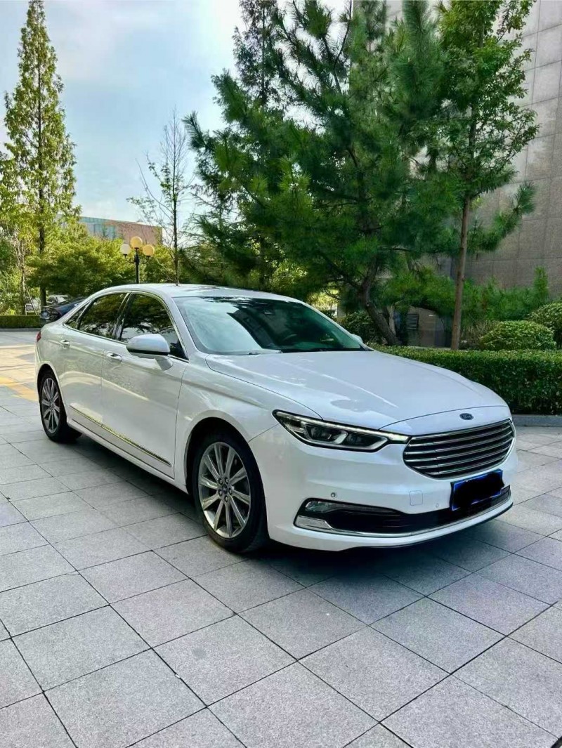 烟台22年福特金牛座5