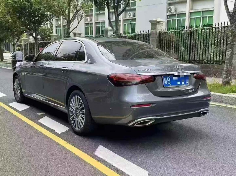 广州22年奔驰E7