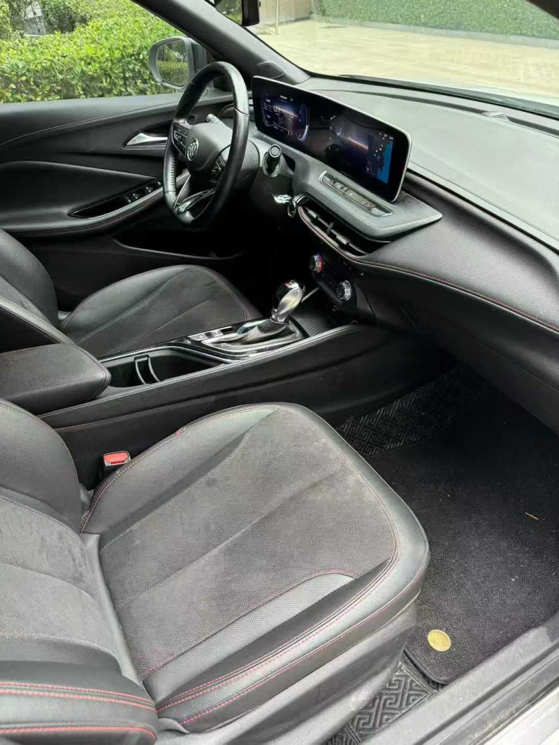 烟台22年别克威朗9